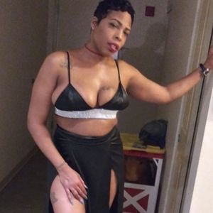 Meet your Posher, Dekisha